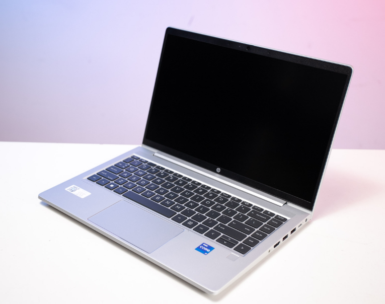 Máy tính xách tay Hp ProBook 440 G8 ( Intel Core i5.1135G7/8GB DDR4/SSD 256GB/Intel Iris Xe Graphics/14inchFHD/Fingerprint/3Cell/Win10/Silver )