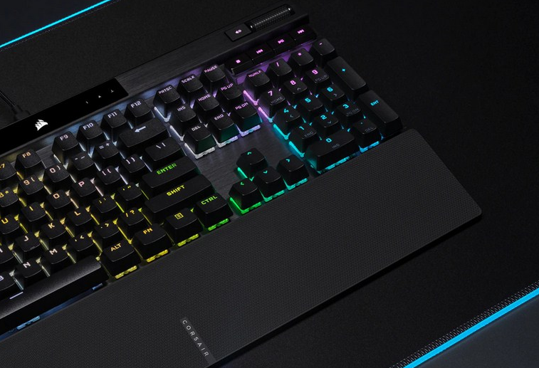 Bàn phím cơ Corsair K70 RGB Pro Red switch