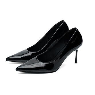 Whale Shoes G02 – Giày cao gót nữ 8cm da bóng kem, gót nhọn thanh thoát, sang chảnh, đế chống trơn trượt