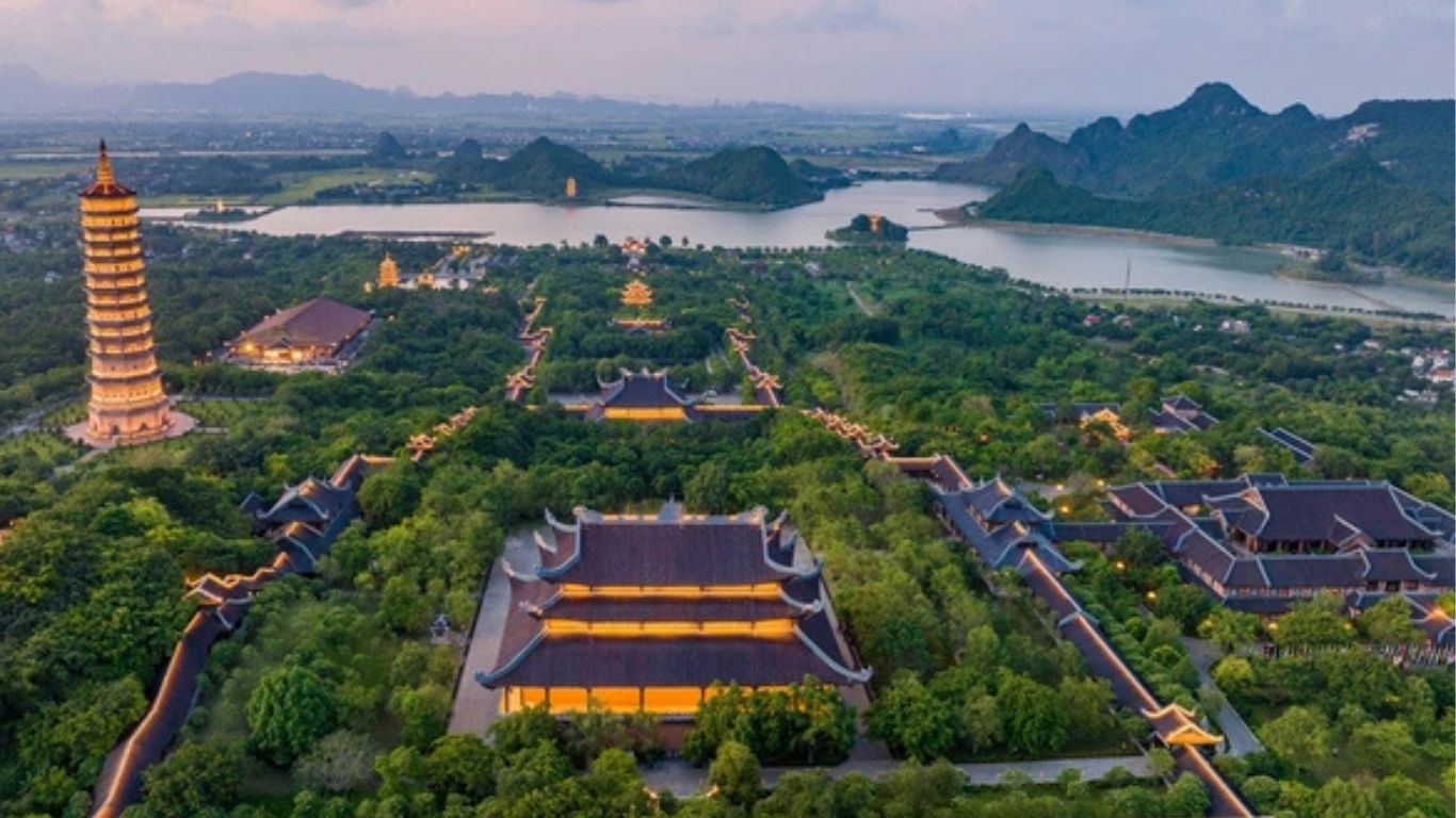 [2 Ngày 1 đêm] Tour ghép Hà Nội – Bái Đính – Tràng An – Tam Cốc