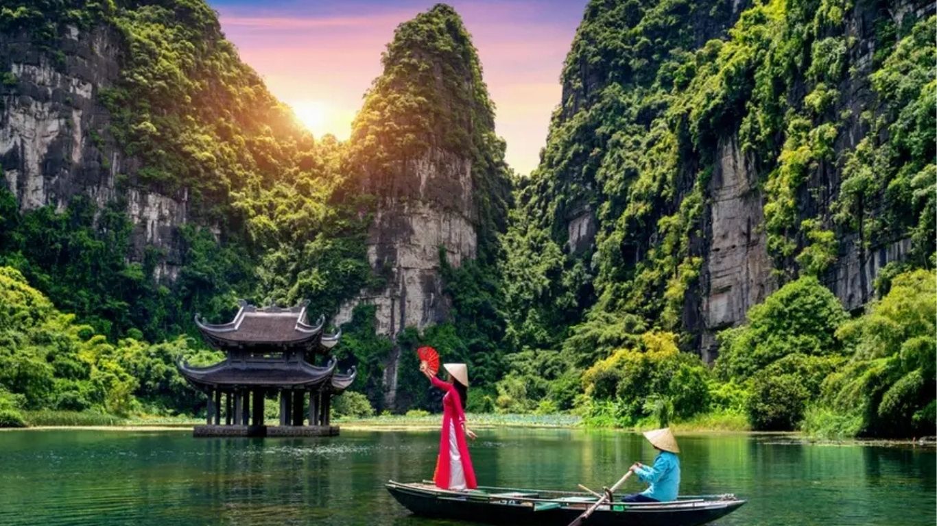 [2 Ngày 1 đêm] Tour ghép Hà Nội – Bái Đính – Tràng An – Tam Cốc