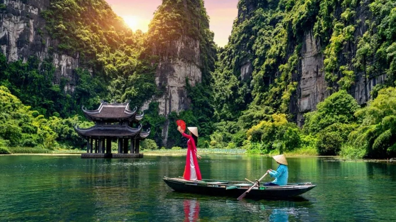 [2 Ngày 1 đêm] Tour ghép Hà Nội – Ninh Bình – Hạ Long - Hà Nội