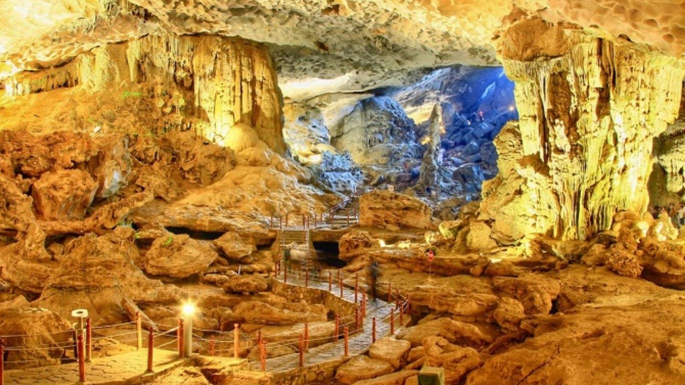 [2 Ngày 1 đêm] Tour ghép Hà Nội – Ninh Bình – Du Thuyền Hạ Long Trong Ngày