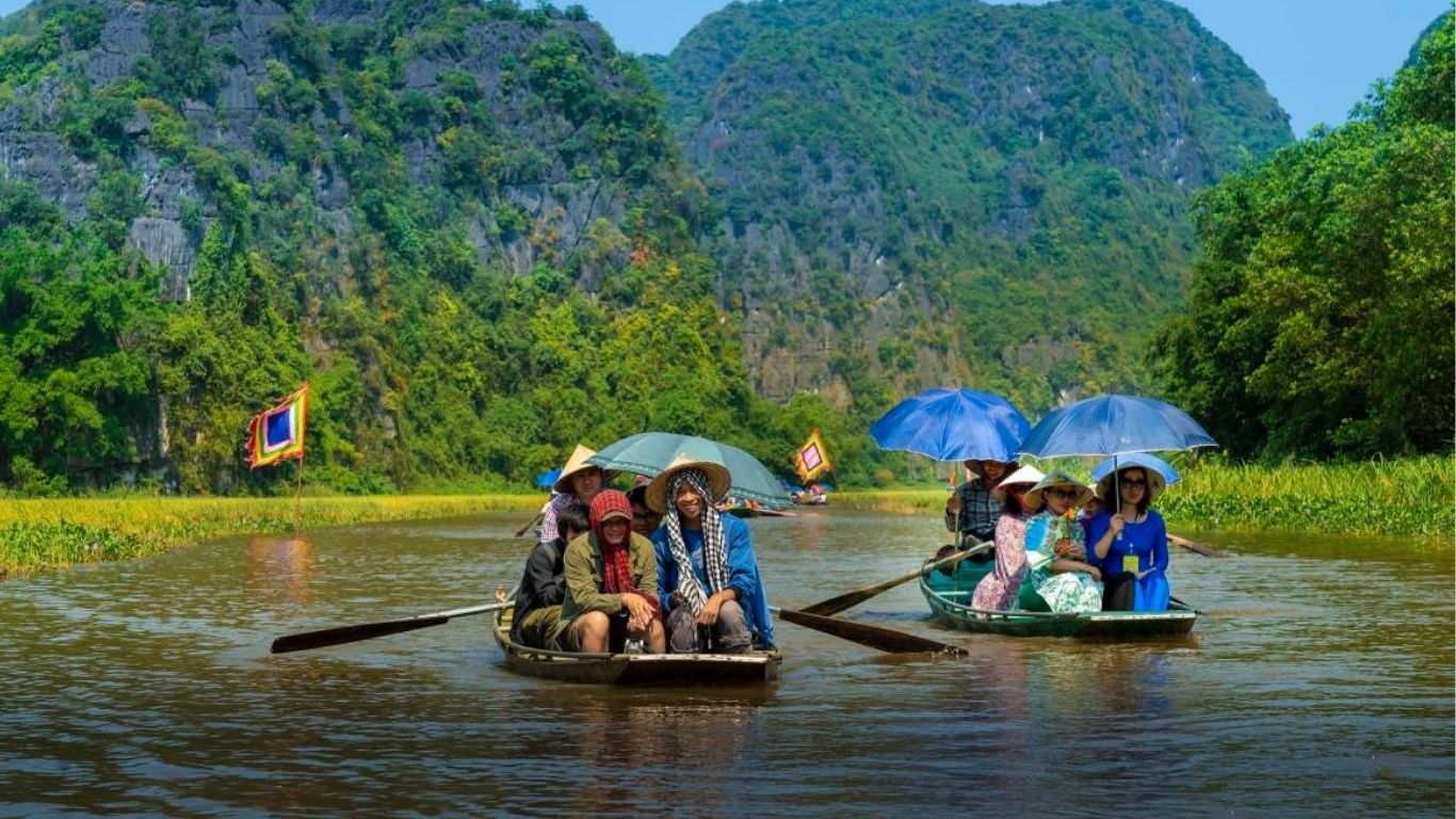 [2 Ngày 1 đêm] Tour ghép Hà Nội – Ninh Bình – Du Thuyền Hạ Long Trong Ngày