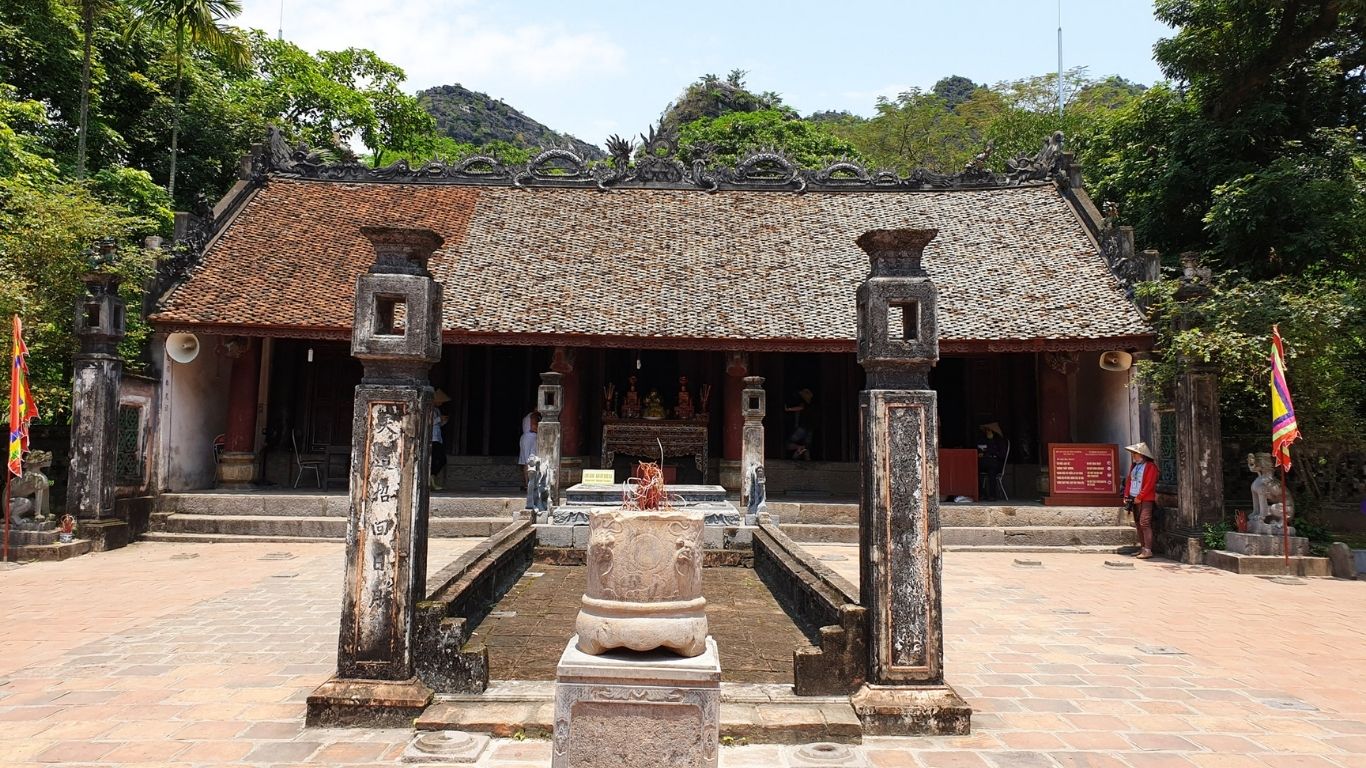 [2 Ngày 1 đêm] Tour ghép Hà Nội – Ninh Bình – Du Thuyền Hạ Long Trong Ngày