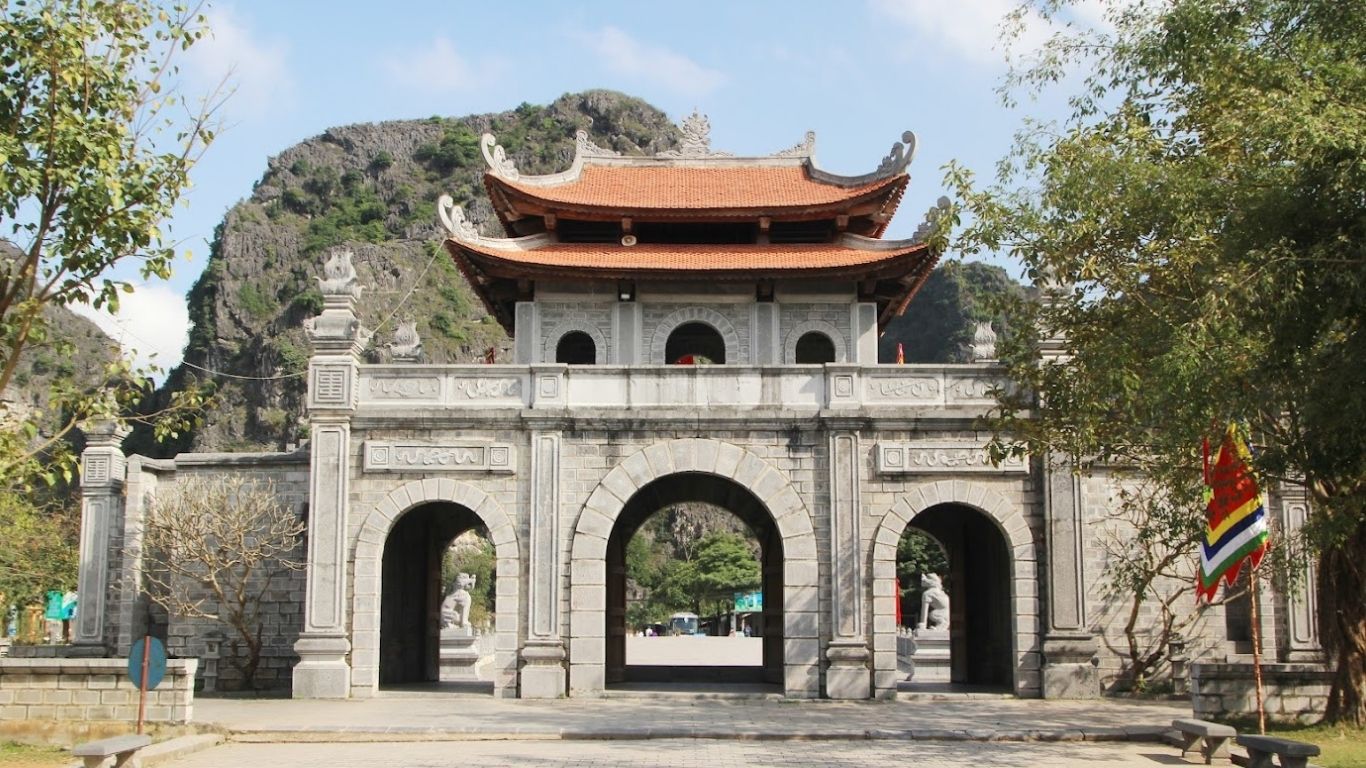 [2 Ngày 1 đêm] Tour ghép Hà Nội – Ninh Bình – Du Thuyền Hạ Long Trong Ngày