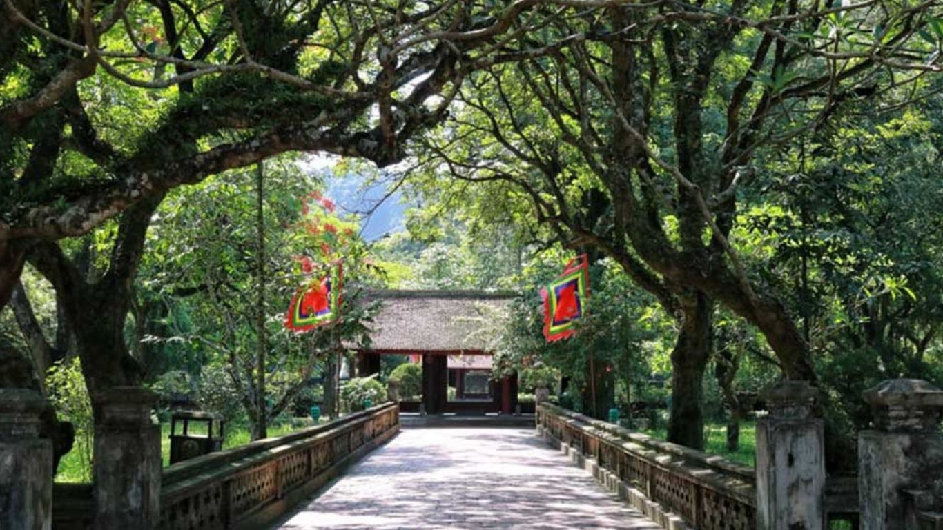 [2 Ngày 1 đêm] Tour ghép Hà Nội – Bái Đính – Tràng An – Tam Cốc