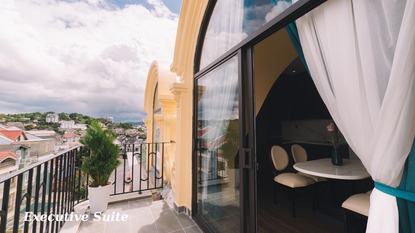 4 Sao - Goldient Boutique Hotel