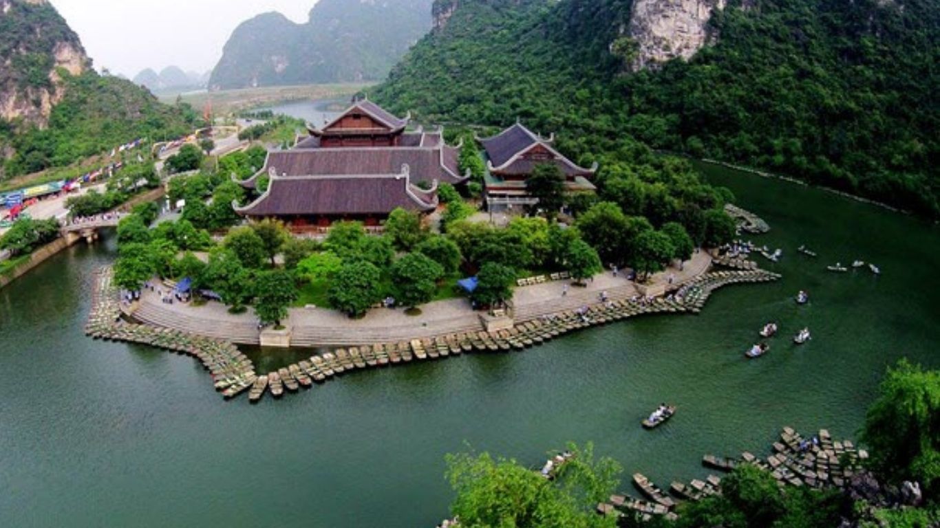 [2 Ngày 1 đêm] Tour ghép Hà Nội – Bái Đính – Tràng An – Tam Cốc