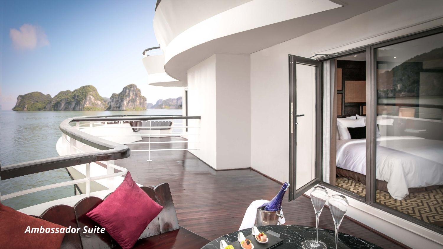 [2N1Đ] Du thuyền Ambassador Cruise I