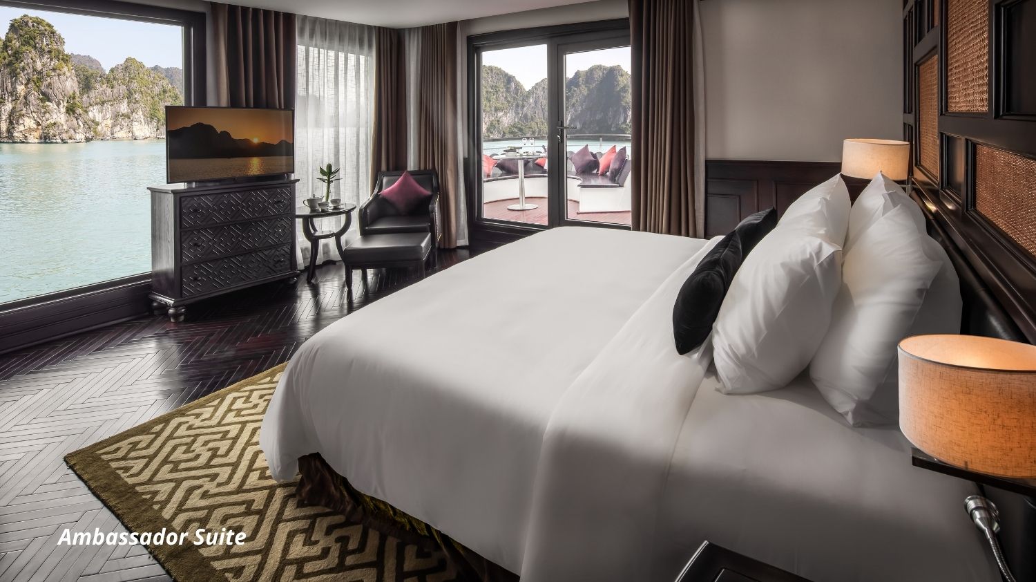 [2N1Đ] Du thuyền Ambassador Cruise I