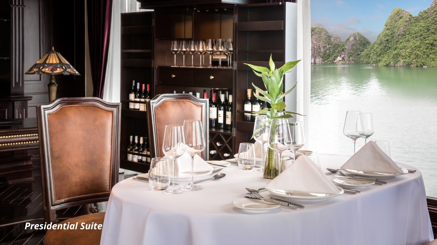 [Voucher 2N1Đ] Du thuyền Ambassador Cruise I