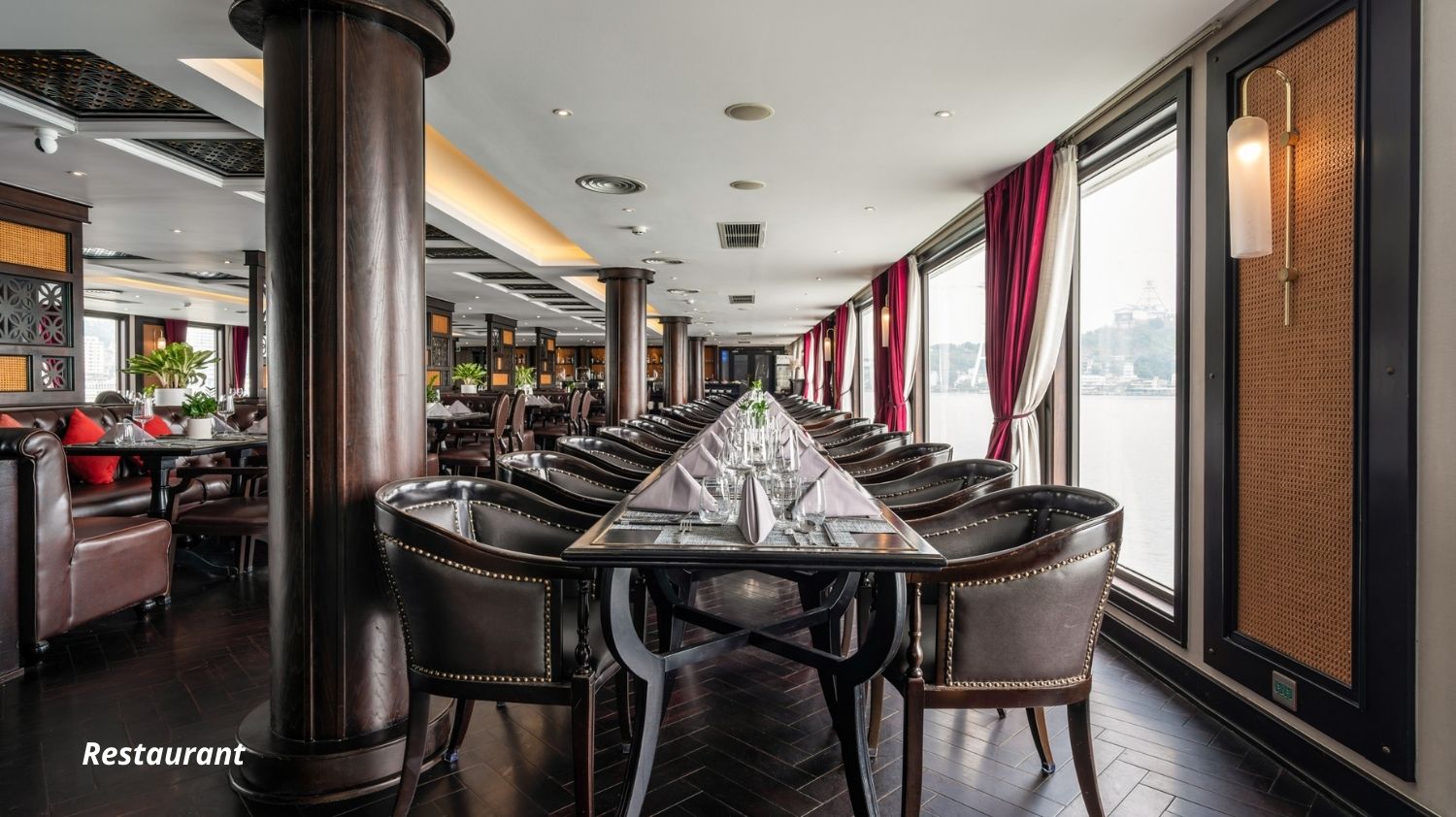 [Voucher 2N1Đ] Du thuyền Ambassador Cruise I