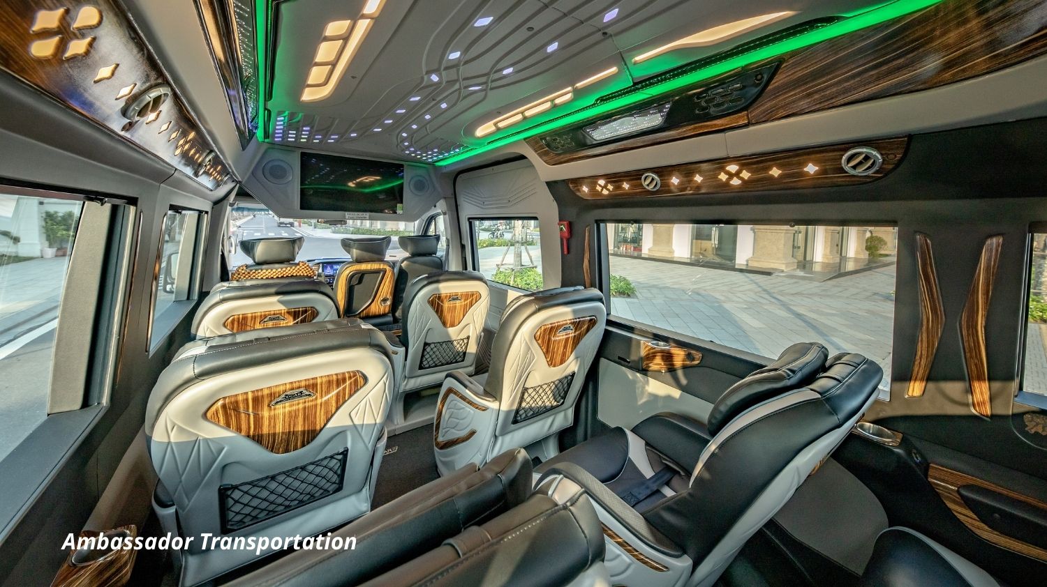 [2N1Đ] Du thuyền Ambassador Cruise I