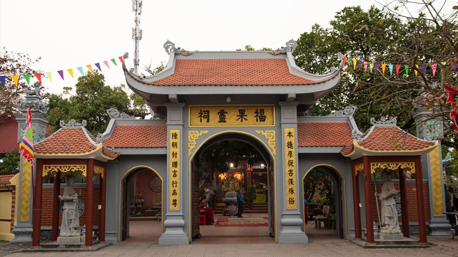 Tour Tây Yên Tử – Chùa Bổ Đà – Đền Bà Chúa Kho 1 Ngày