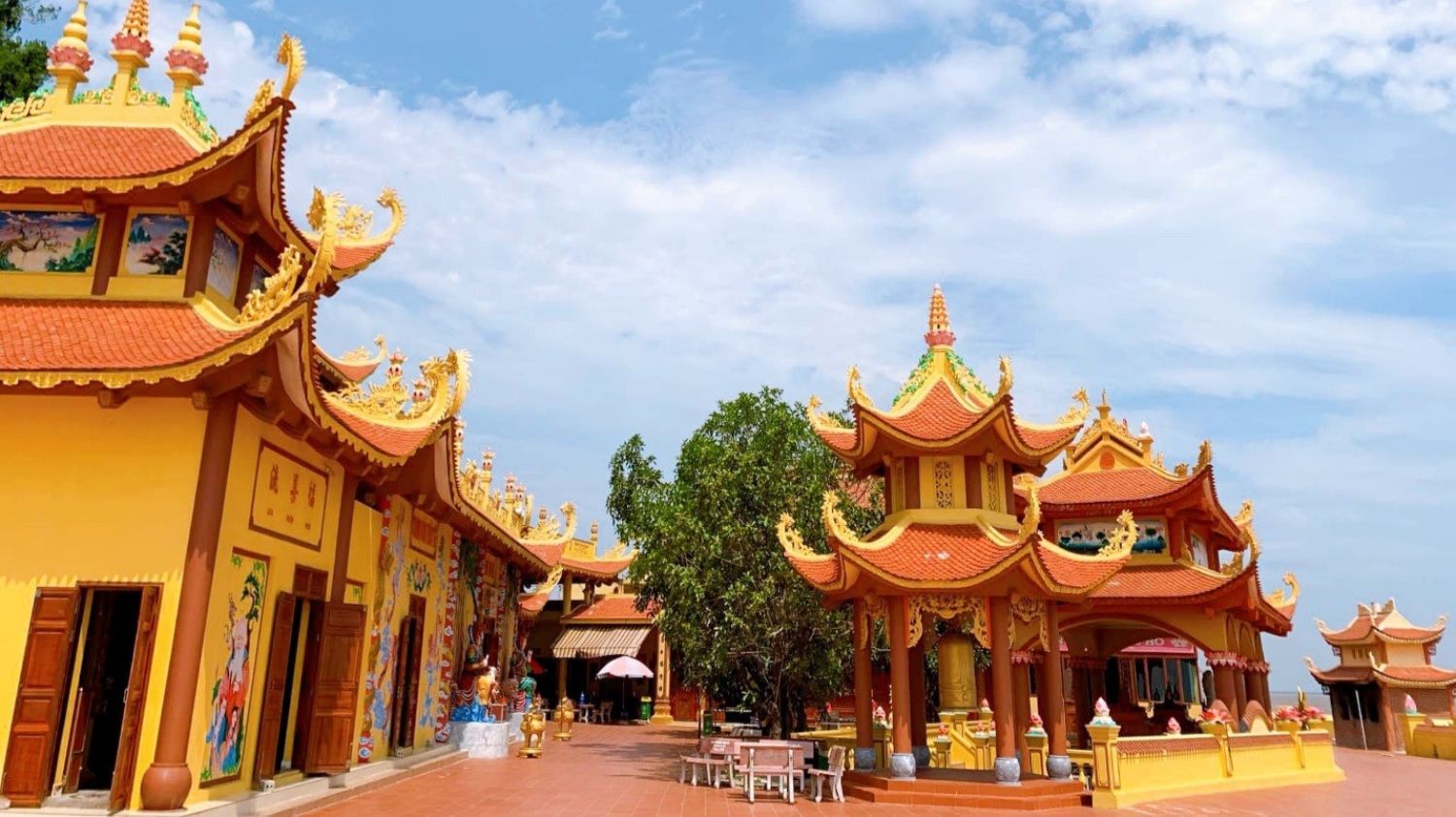 Tour Chùa Cao Linh - Bạch Đằng Giang - Chùa Hang - Đền Bà Đế 1 ngày