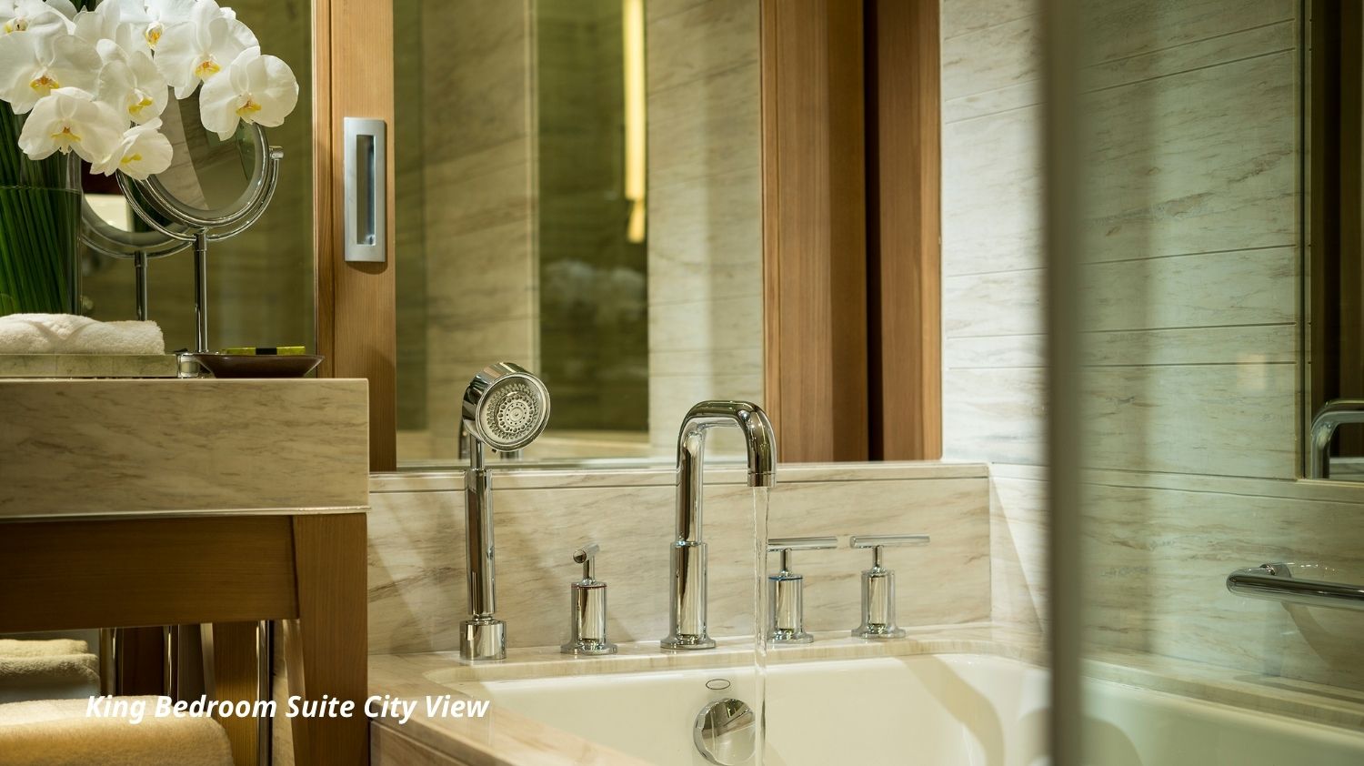 5 Sao - InterContinental Residences Nha Trang