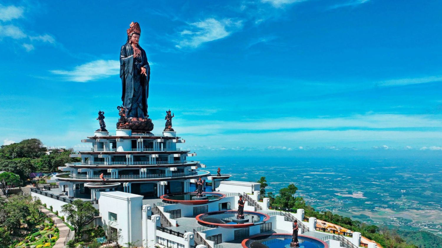 Tour Tây Ninh - Núi Bà Đen - Toà Thánh Cao Đài 1 Ngày