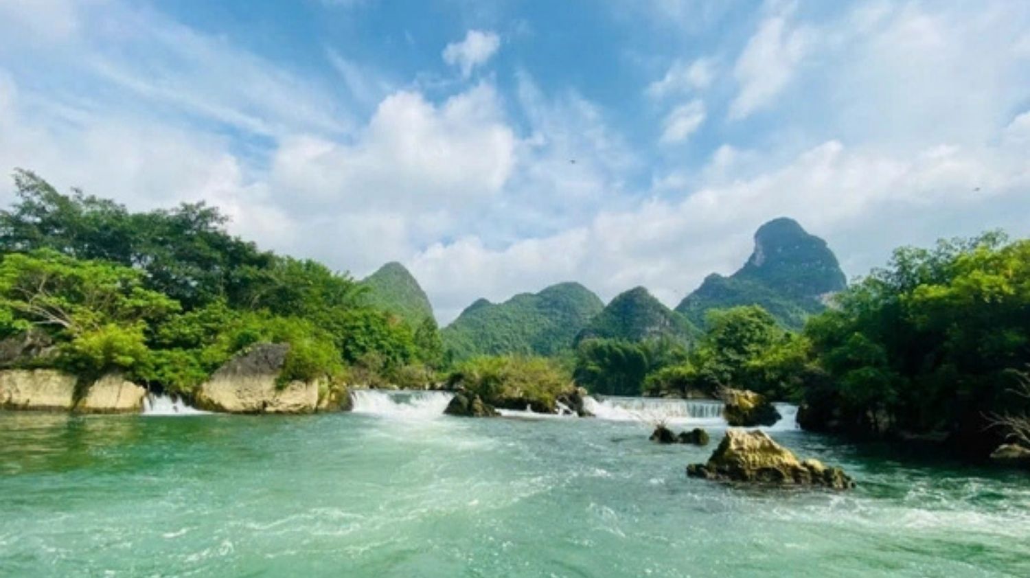 [3N2Đ] Tour ghép Hà Nội - Hữu Nghị Quan - Nam Ninh - Thanh Tú Sơn - Thái Bình Cổ Trấn - Tương Tư Cổ Trấn - Nam Ninh Chi Dạ