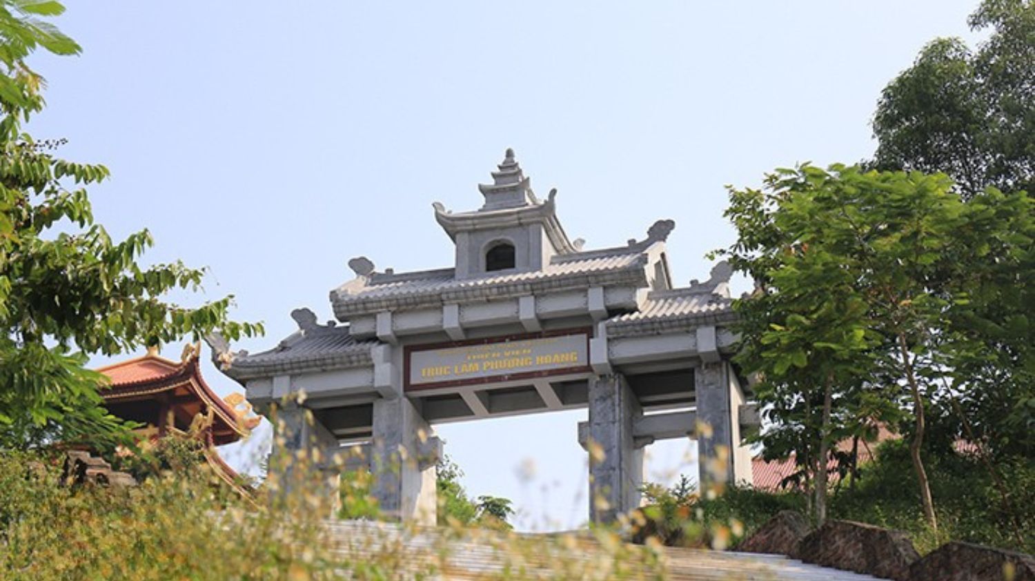 Tour Tây Yên Tử – Chùa Vĩnh Nghiêm – Thiền Viện Trúc Lâm Phượng Hoàng 1 Ngày