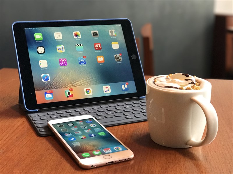 Apple cho phép hạ cấp phiên bản iOS trên các thiết bị cũ, nhưng chớ vội vui mừng làm theo