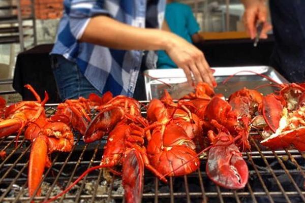 Cách sơ chế tôm hùm Canada nhanh gọn chuẩn nhà hàng