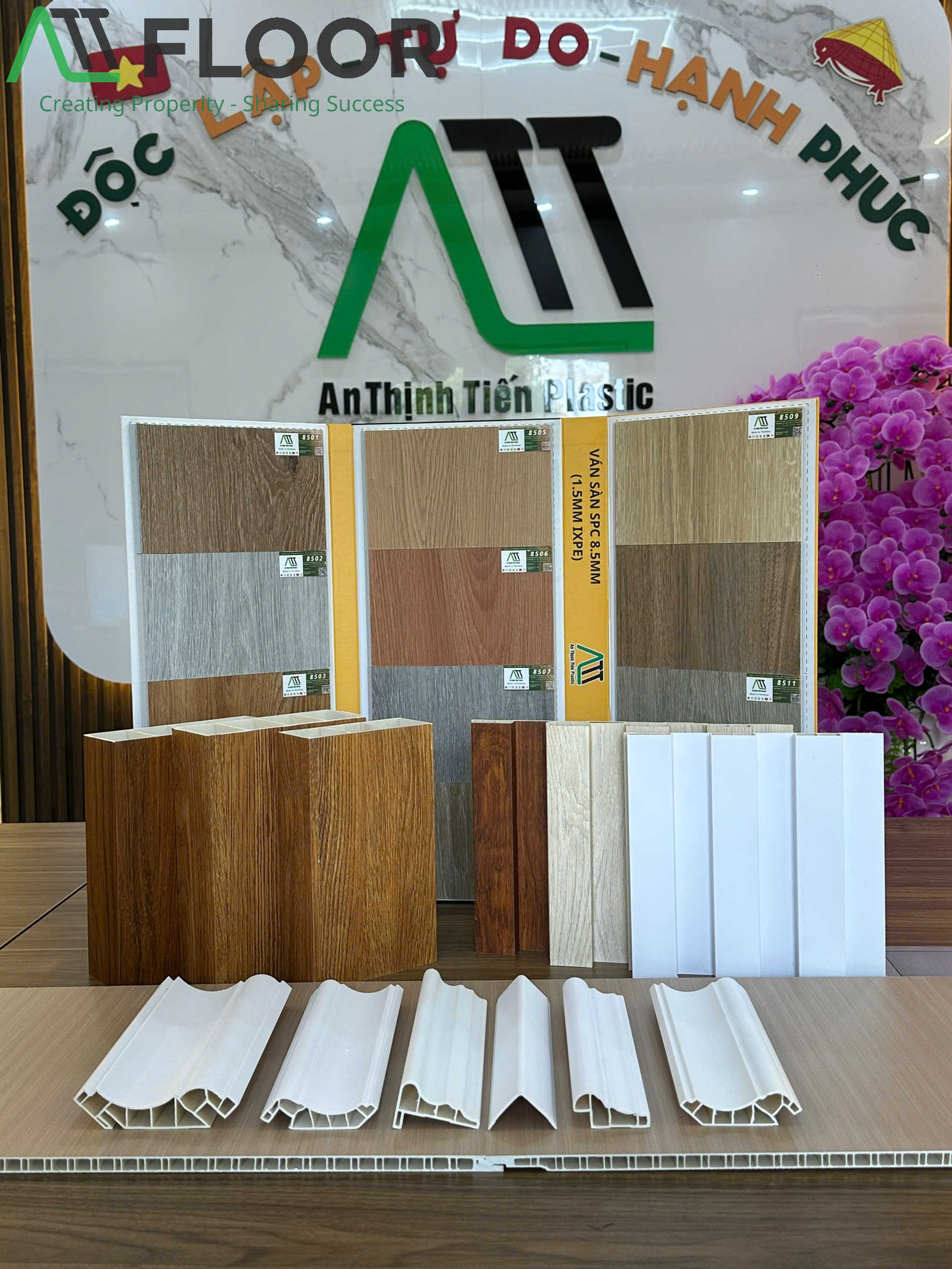 1981 rooster element