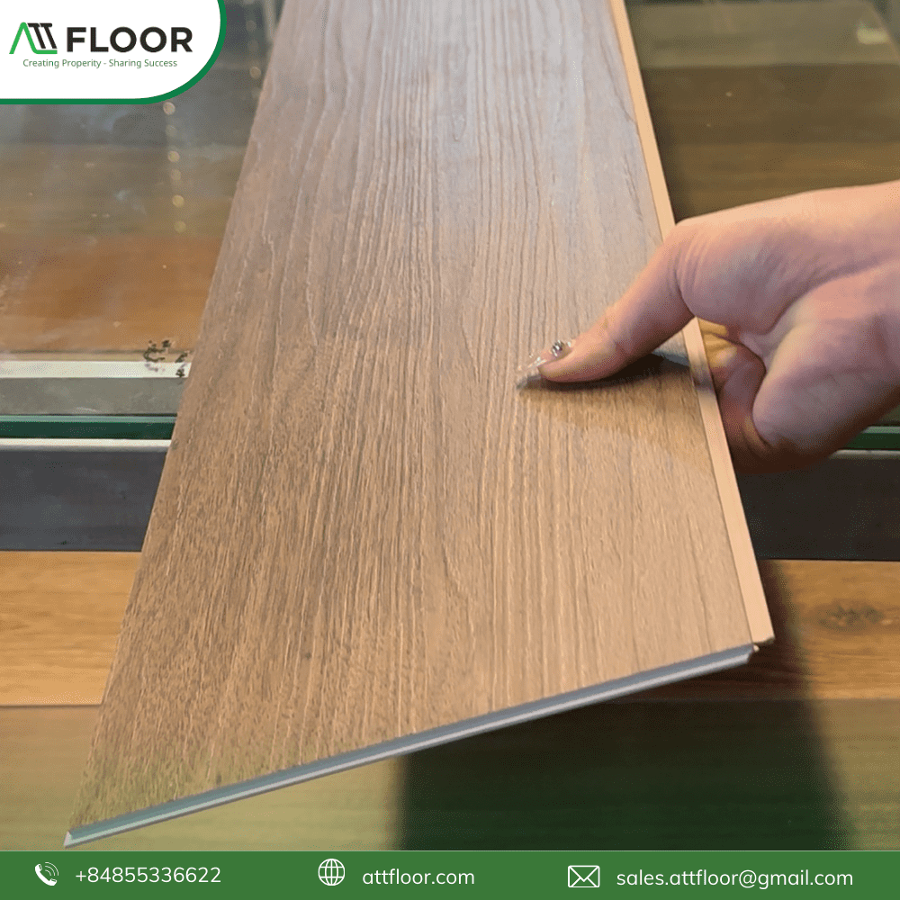 Wood-grain SPC flooring