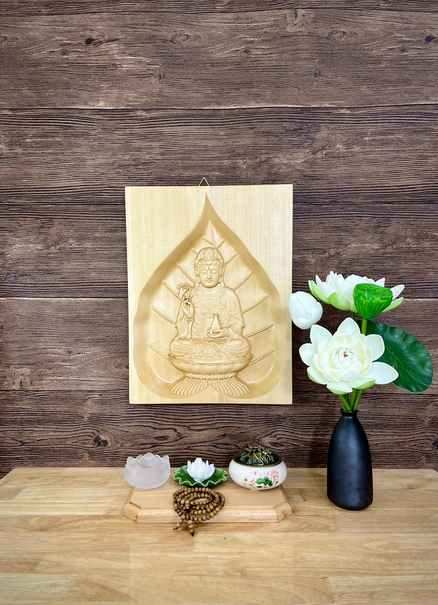 Tranh Quan Thế Âm Bồ Tát 30 x 40cm, gỗ bồ đề