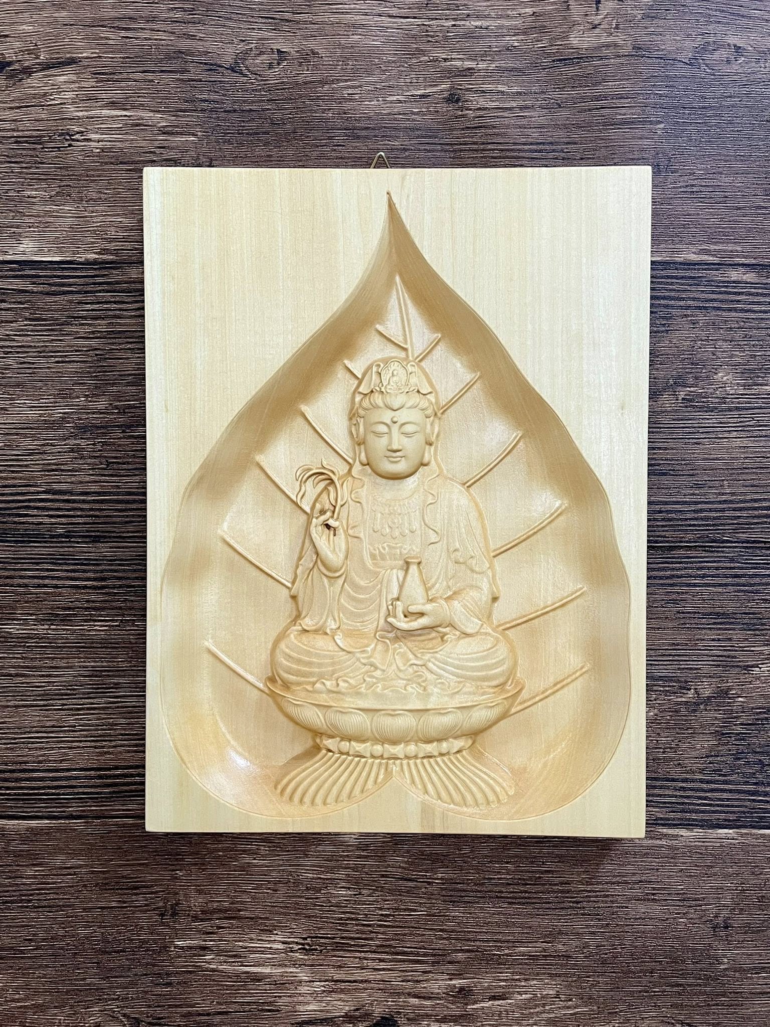 Tranh Quan Thế Âm Bồ Tát 30 x 40cm, gỗ bồ đề