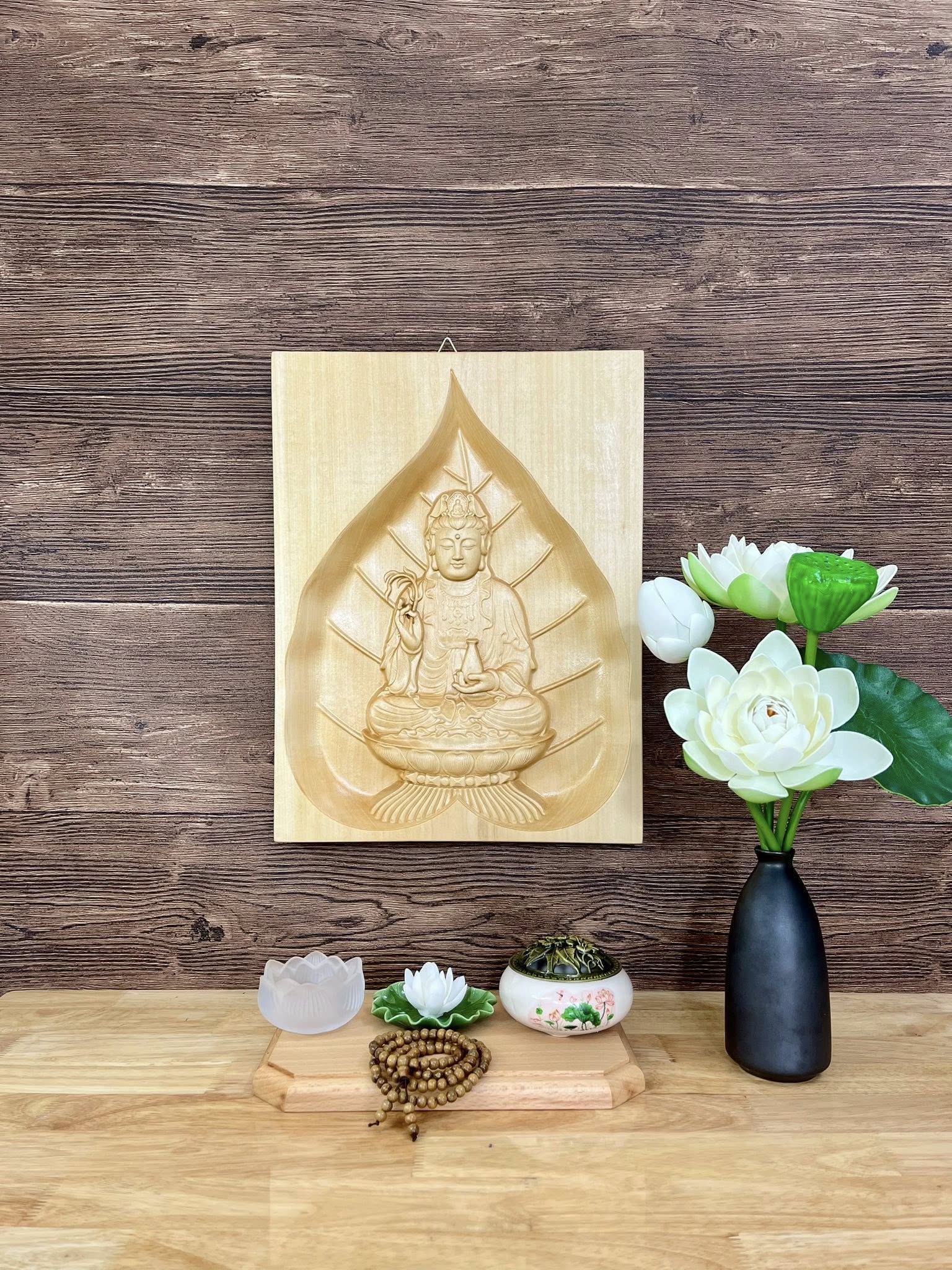 Tranh Quan Thế Âm Bồ Tát 30 x 40cm, gỗ bồ đề