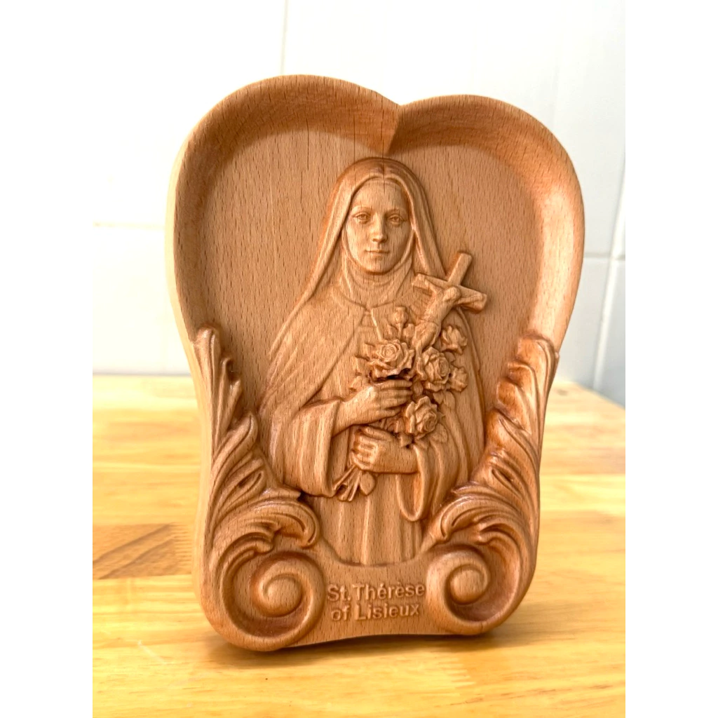 PHÙ ĐIÊU HÌNH TIM MẸ TÊ RÊ SA (Saint Mother Teresa of Calcutta), GỖ BEECH
