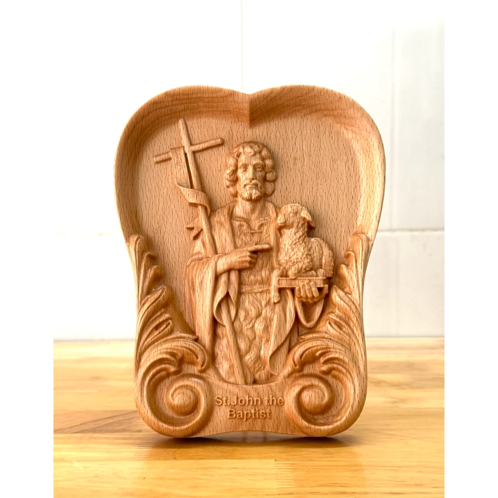 Phù điêu hình tim Thánh Gioan Tẩy Giả ( St. John the Baptist)