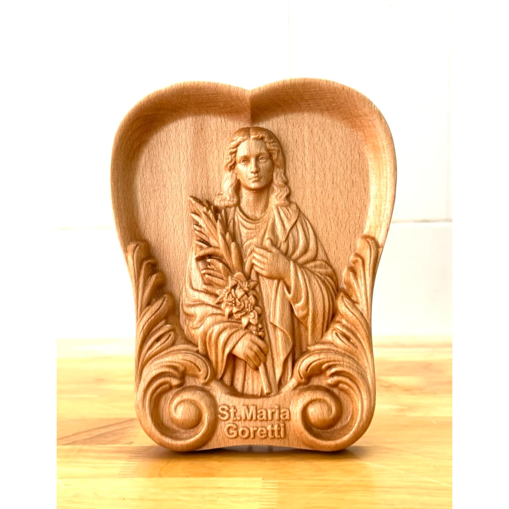 Phù điêu Thánh Maria Goretti, hình tim, để bàn, treo tường, gỗ Beech