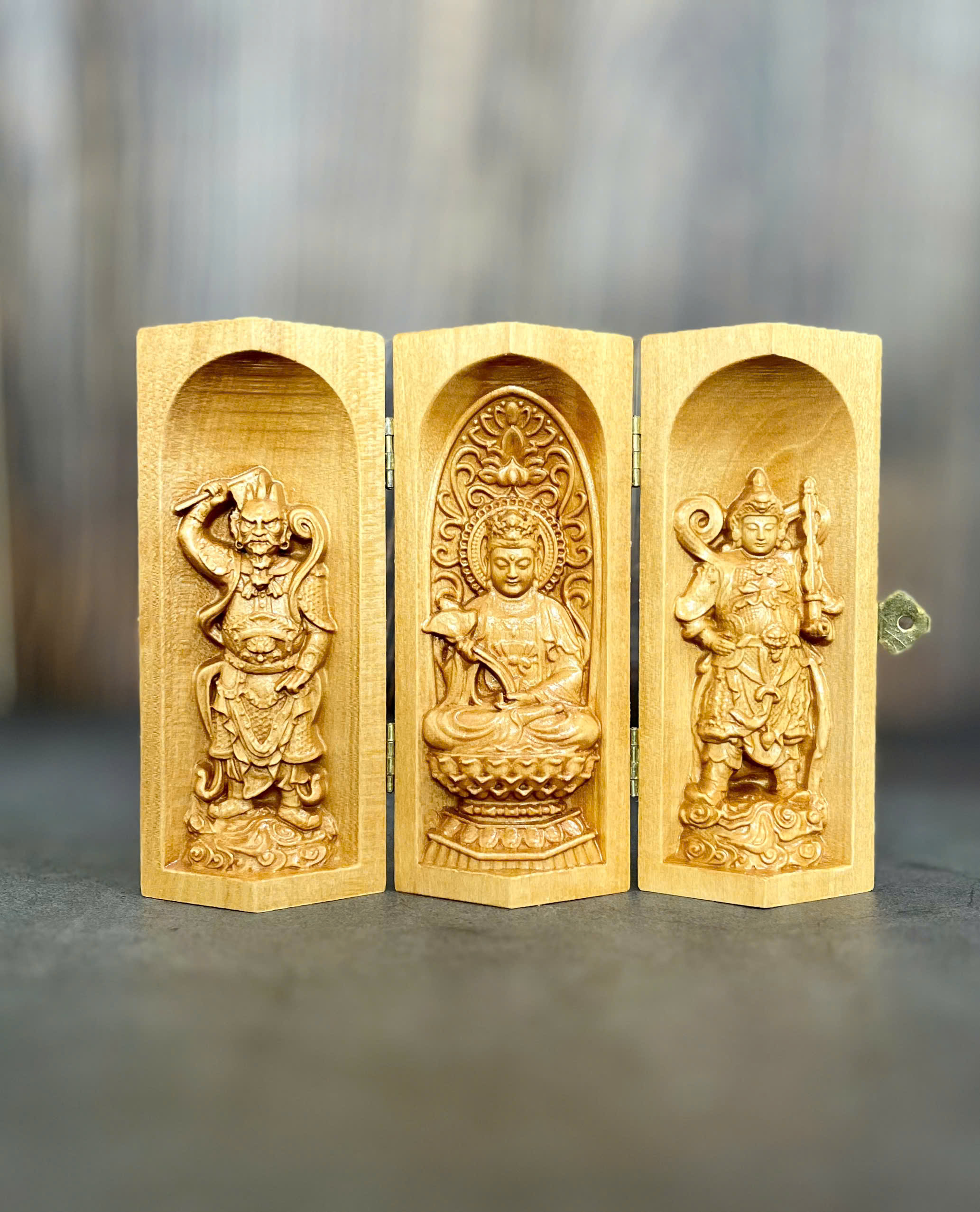 Bộ tượng Đại Thế Chí Bồ Tát - Bản mệnh cho người tuổi Ngọ, cao 13cm, gỗ Bồ Đề