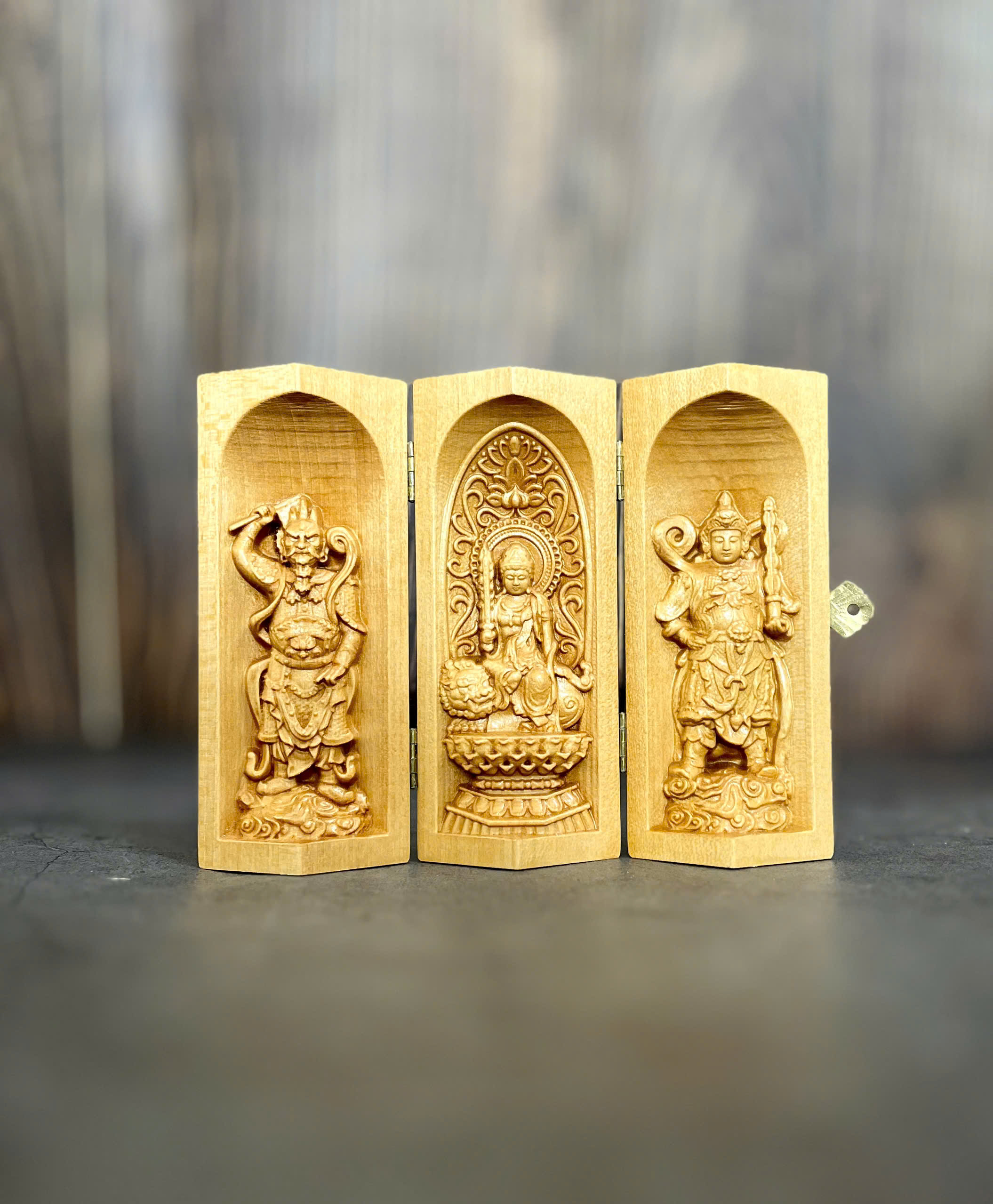 Bộ tượng Văn Thù Sự Lợi Bồ Tát - Bản mệnh cho người tuổi Mẹo, cao 13cm, gỗ Bồ Đề