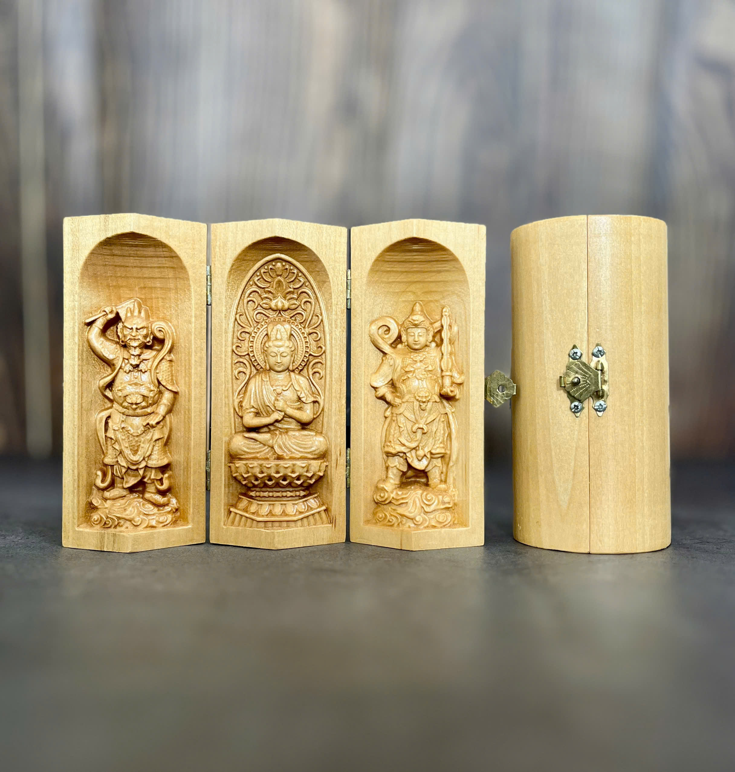 Bộ tượng Như Lai Đại Nhật Bồ Tát - Bản mệnh cho người tuổi Mùi, Thân, cao 13cm, gỗ Bồ Đề