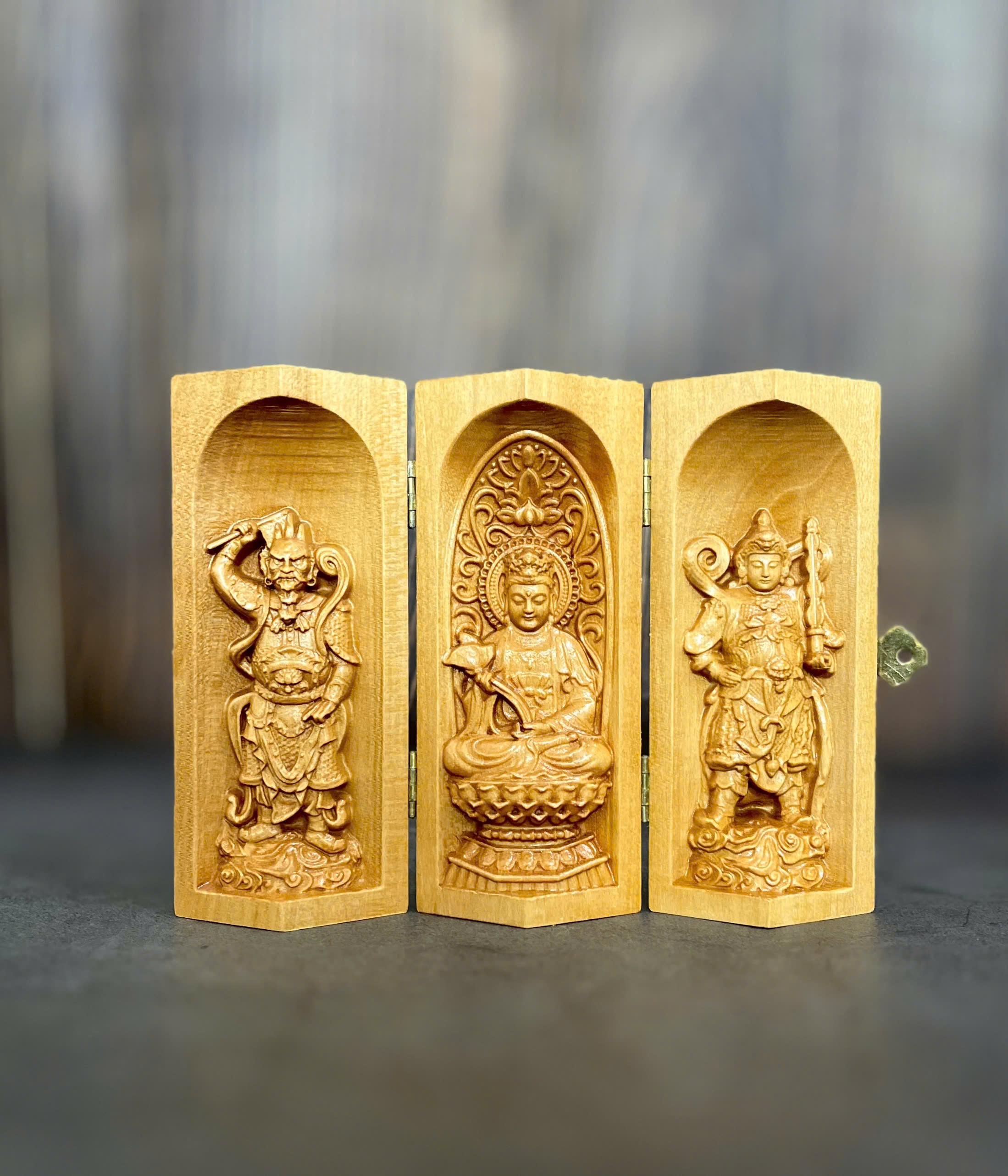 Bộ tượng Đại Thế Chí Bồ Tát - Bản mệnh cho người tuổi Ngọ, cao 13cm, gỗ Bồ Đề