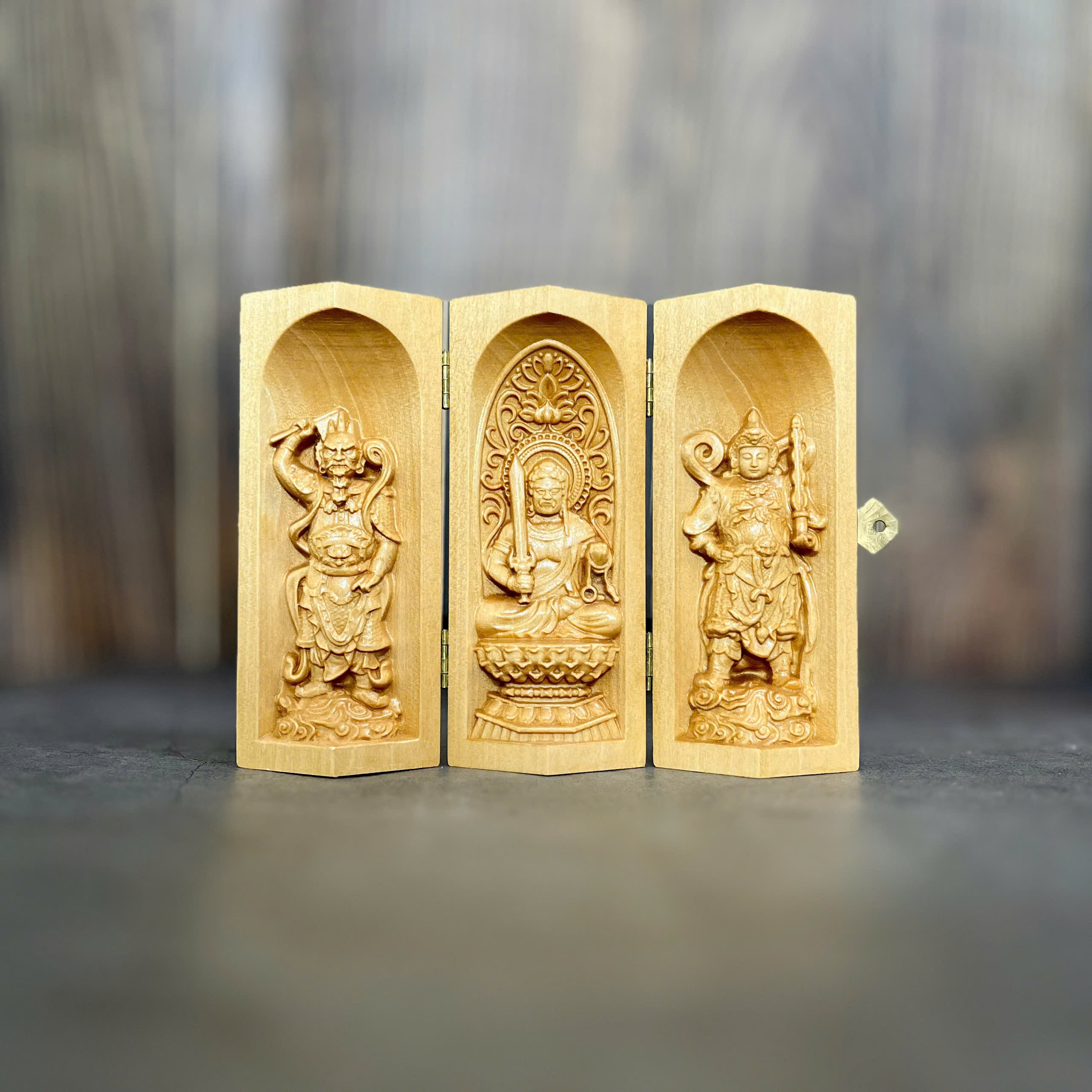 Bộ tượng Bất Động Minh Vương - Bản mệnh cho người tuổi Dậu, cao 13cm, gỗ Bồ Đề