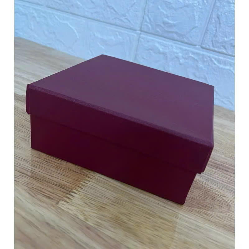 Tượng Thiên Thủ Thiên Nhãn Bồ  Tát - bản mệnh cho người tuổi Tý, cao 12cm, gỗ Maple, chạm 2 mặt giống nhau để ô tô