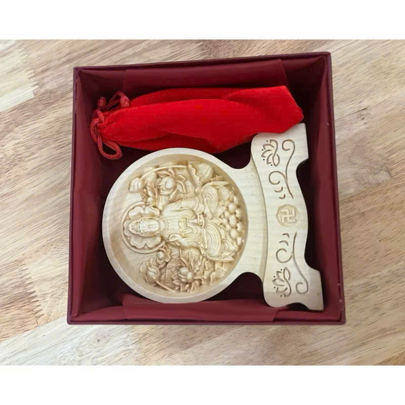 Tượng Quan Âm Bồ Tát( mẫu hoa sen) chạm 2 mặt giống nhau để ô tô, cao 12cm, gỗ Maple