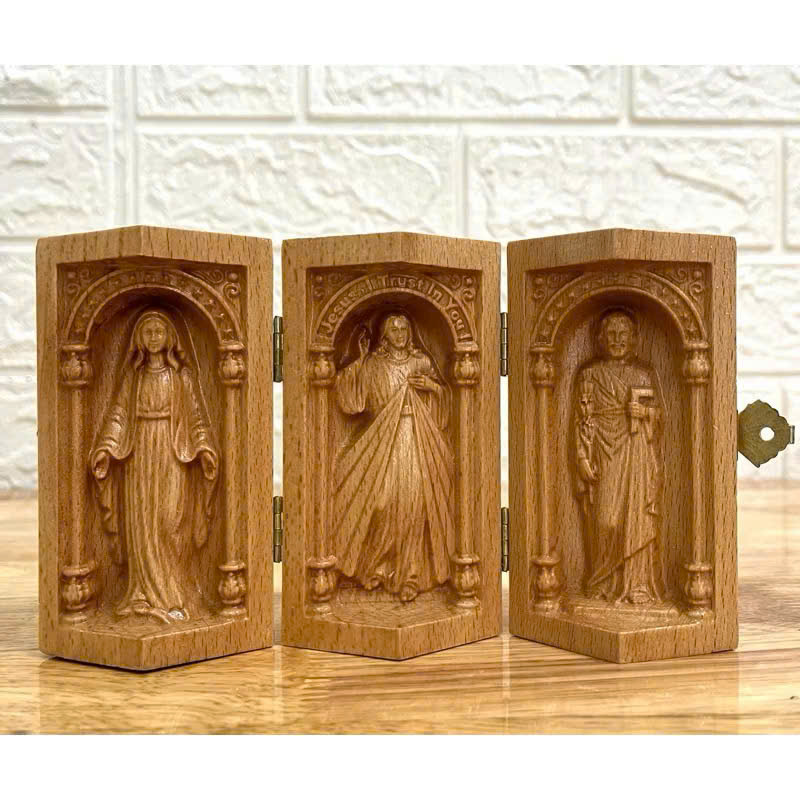 Bộ bàn thờ công giáo mini Đức mẹ Ban Ơn - Chúa Thương Xót-Thánh Giuse, cao 10cm, gỗ Beech