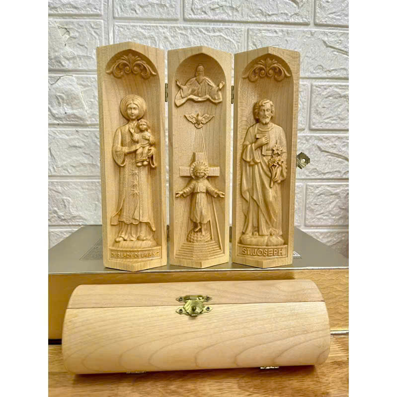 Bộ bàn thờ công giáo mini Chúa 3 Ngôi - Đức mẹ La Vang, cao 20cm, gỗ Maple