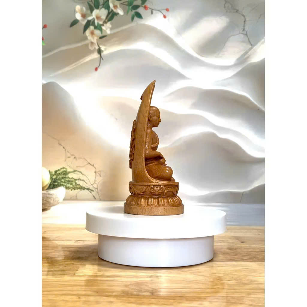 Tượng Thánh Tăng Sivali gỗ beech, cao 13cm