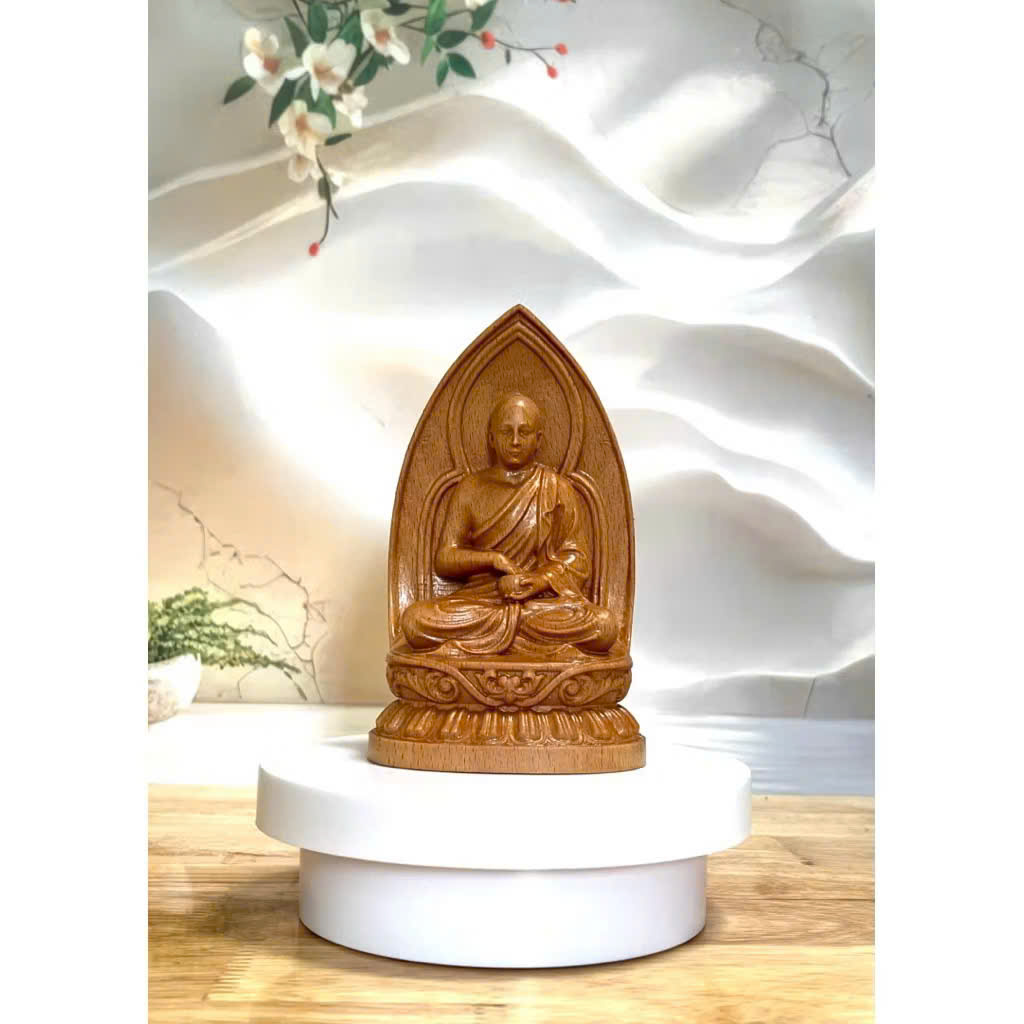 Tượng Thánh Tăng Sivali gỗ beech, cao 13cm