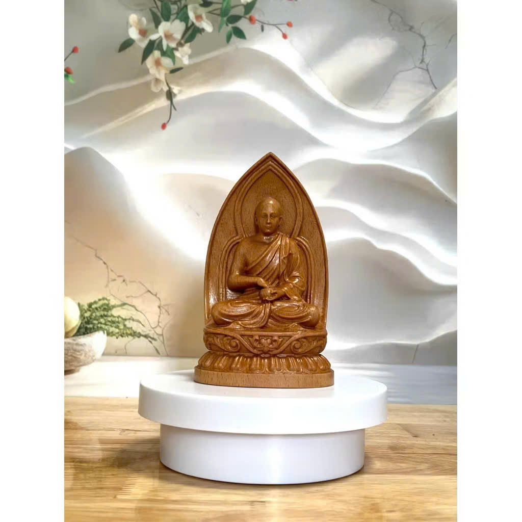 Tượng Thánh Tăng Sivali gỗ beech, cao 13cm
