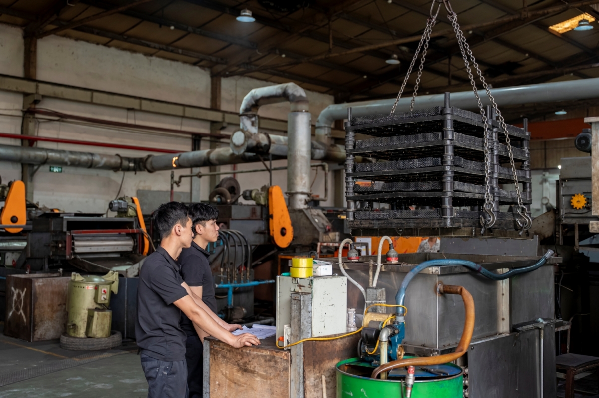 Bảng Tra Độ Cứng Sau Nhiệt Luyện Tiêu Chuẩn: Các Thang Đo Phổ Biến