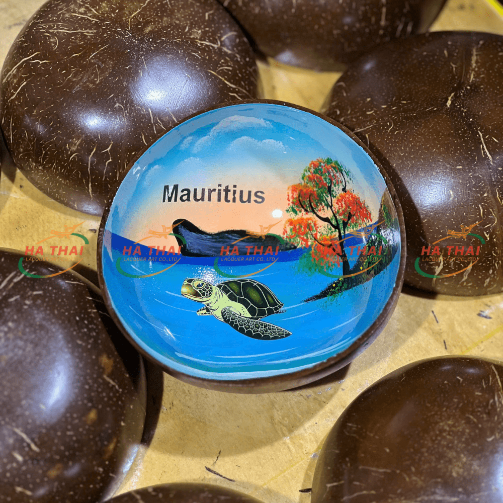 Wholesale lacquer coconut bowl seascape and turtle (CB046)