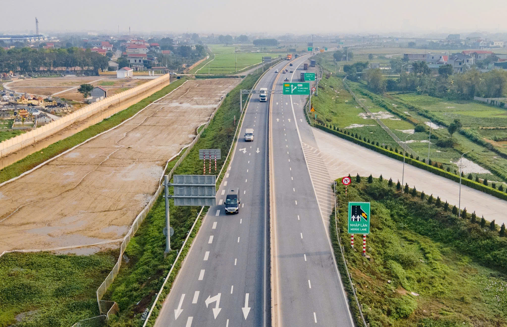 500 ngày thần tốc nối thông 3.000km cao tốc: Nhanh hơn, giàu hơn nhờ cao tốc