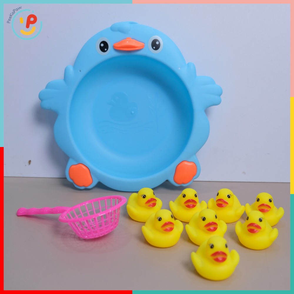 Thau 8 chú vịt con chút chít kèm vợt 916-47 đồ chơi nhà tắm PeeKaPaw Toys
